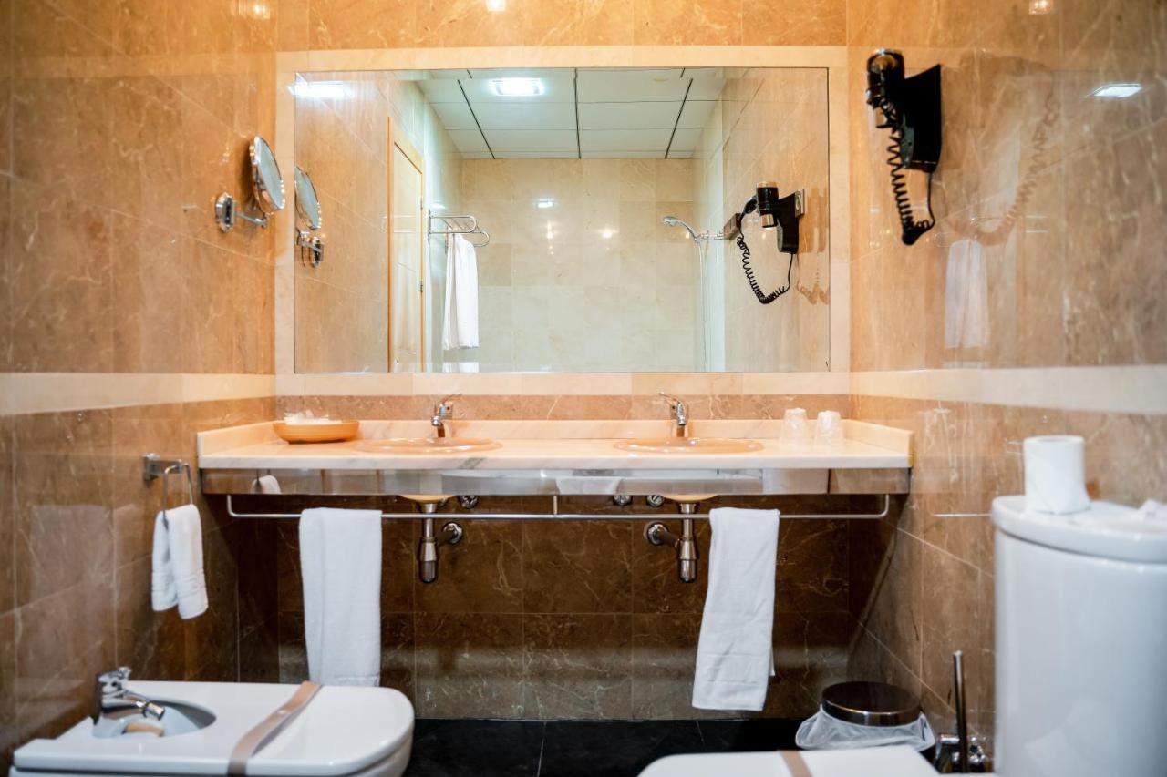 Hotel Malena Каравака де ла Крус Екстериор снимка