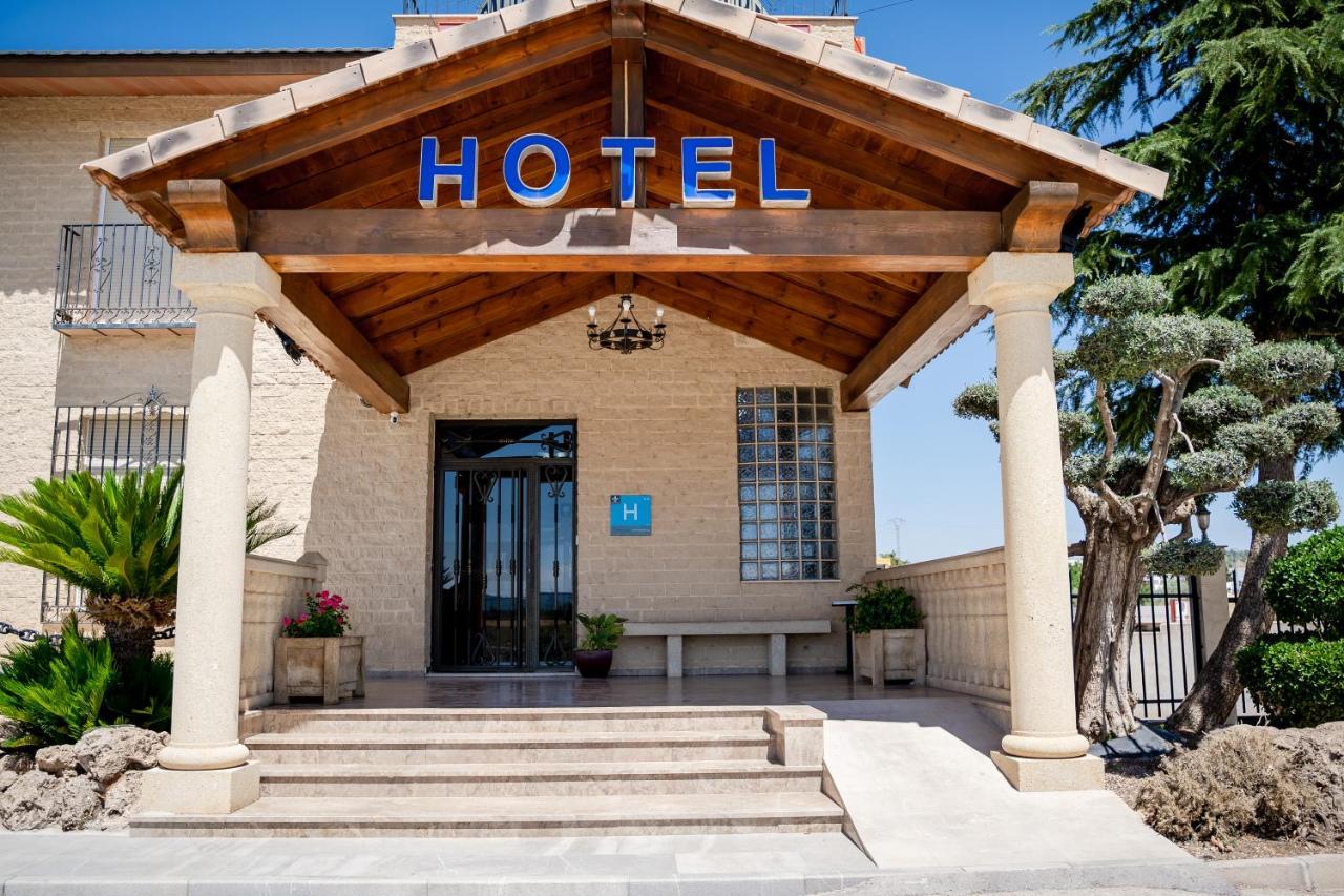 Hotel Malena Каравака де ла Крус Екстериор снимка