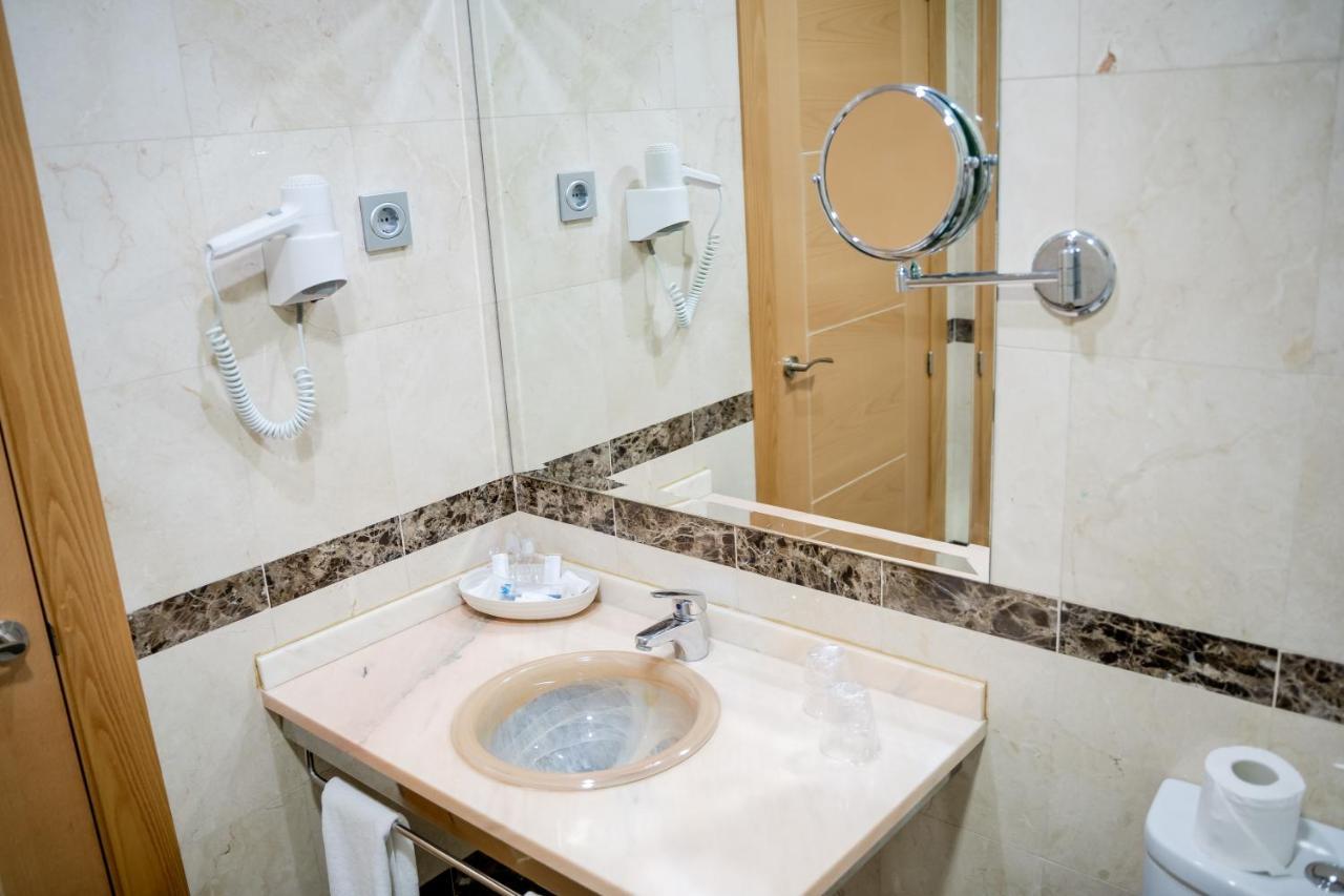 Hotel Malena Каравака де ла Крус Екстериор снимка