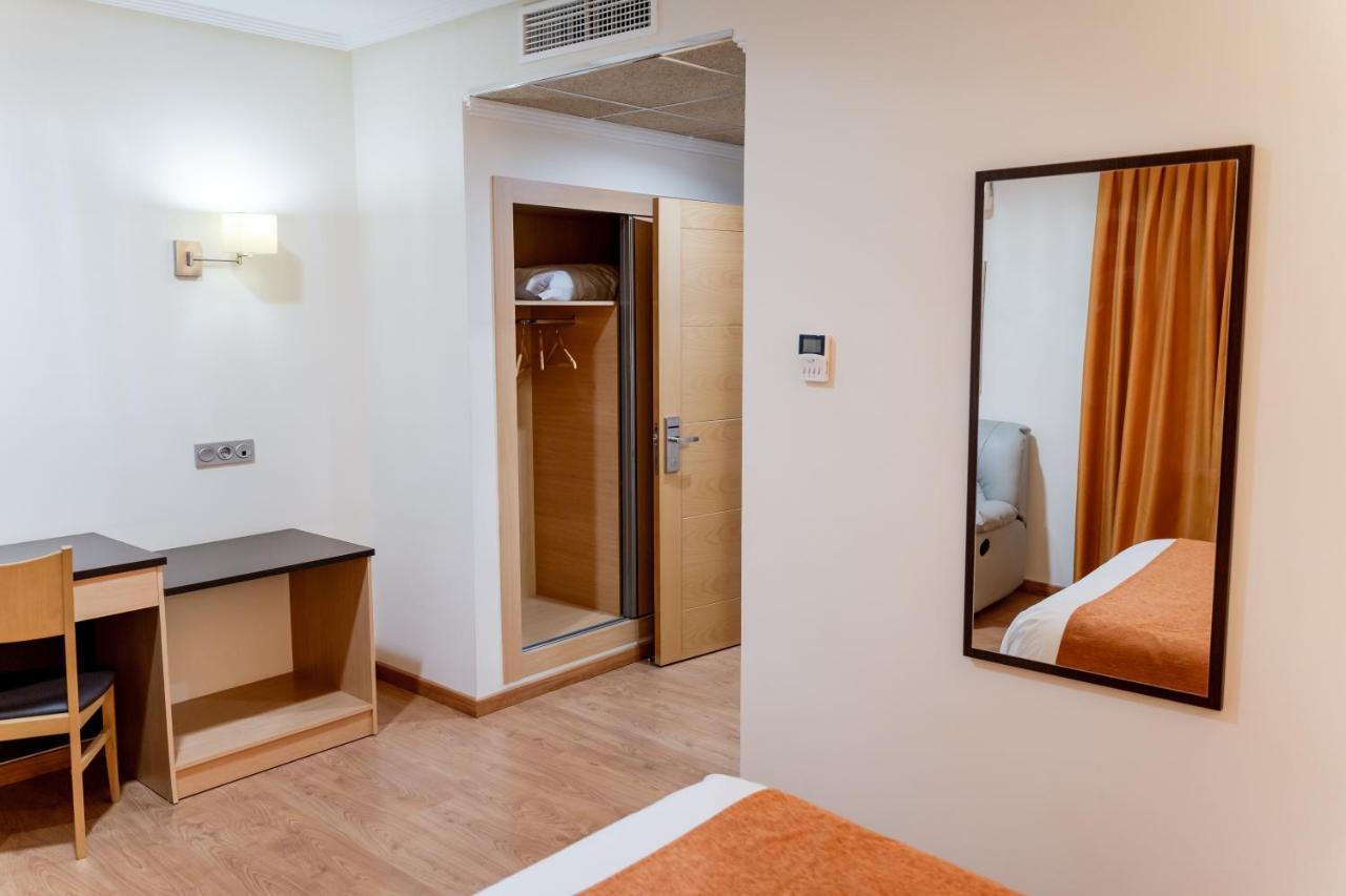 Hotel Malena Каравака де ла Крус Екстериор снимка