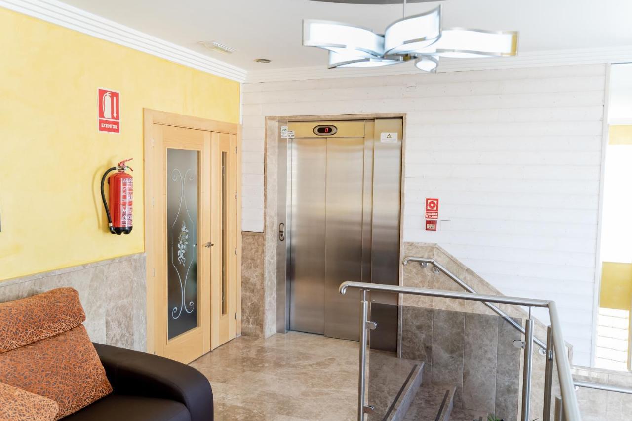 Hotel Malena Каравака де ла Крус Екстериор снимка