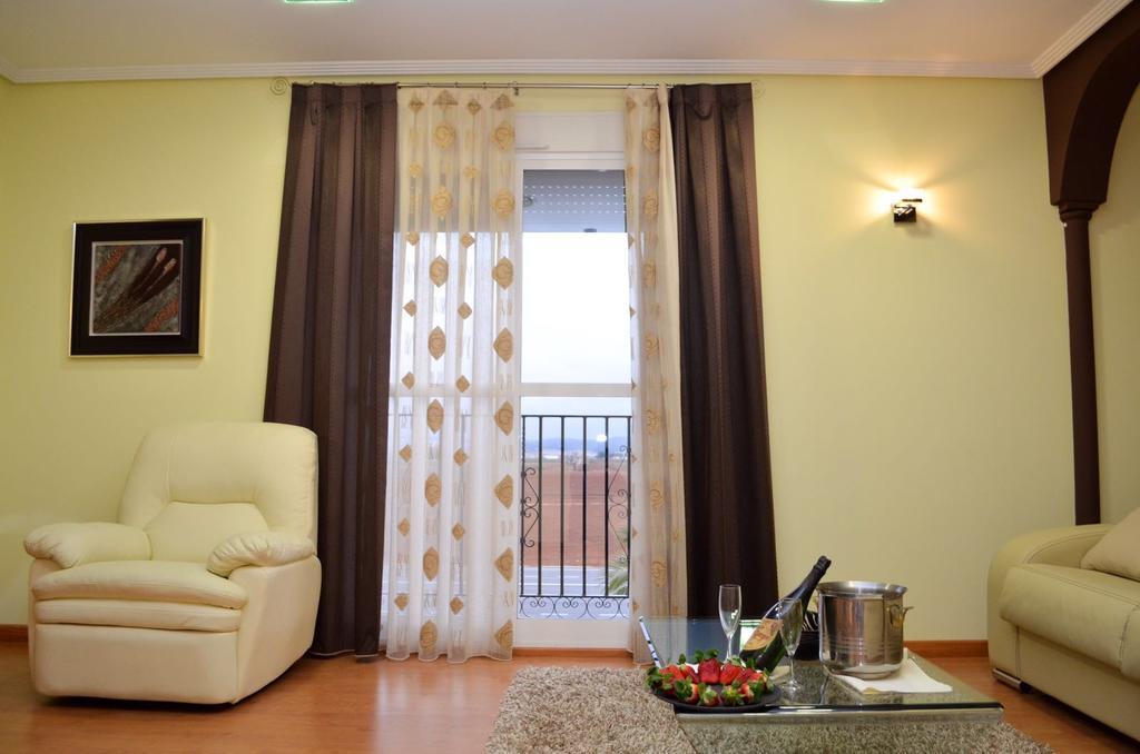 Hotel Malena Каравака де ла Крус Екстериор снимка